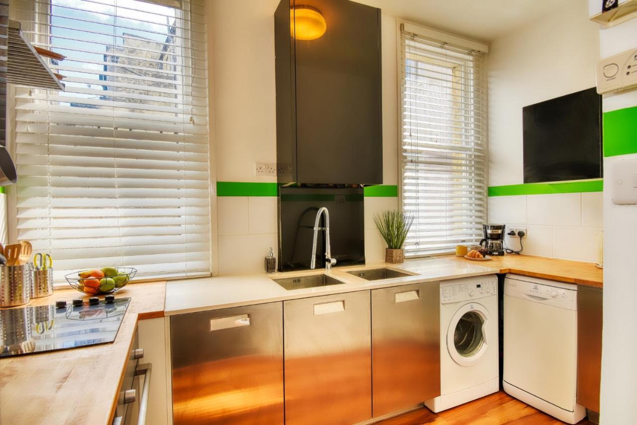 2 Bedroom Apartment In Bath City Centre With Garden & Free Parking Ngoại thất bức ảnh