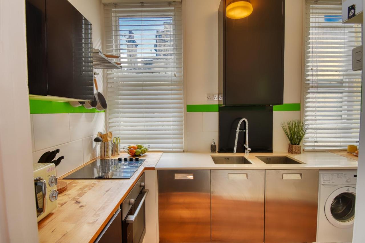 2 Bedroom Apartment In Bath City Centre With Garden & Free Parking Ngoại thất bức ảnh